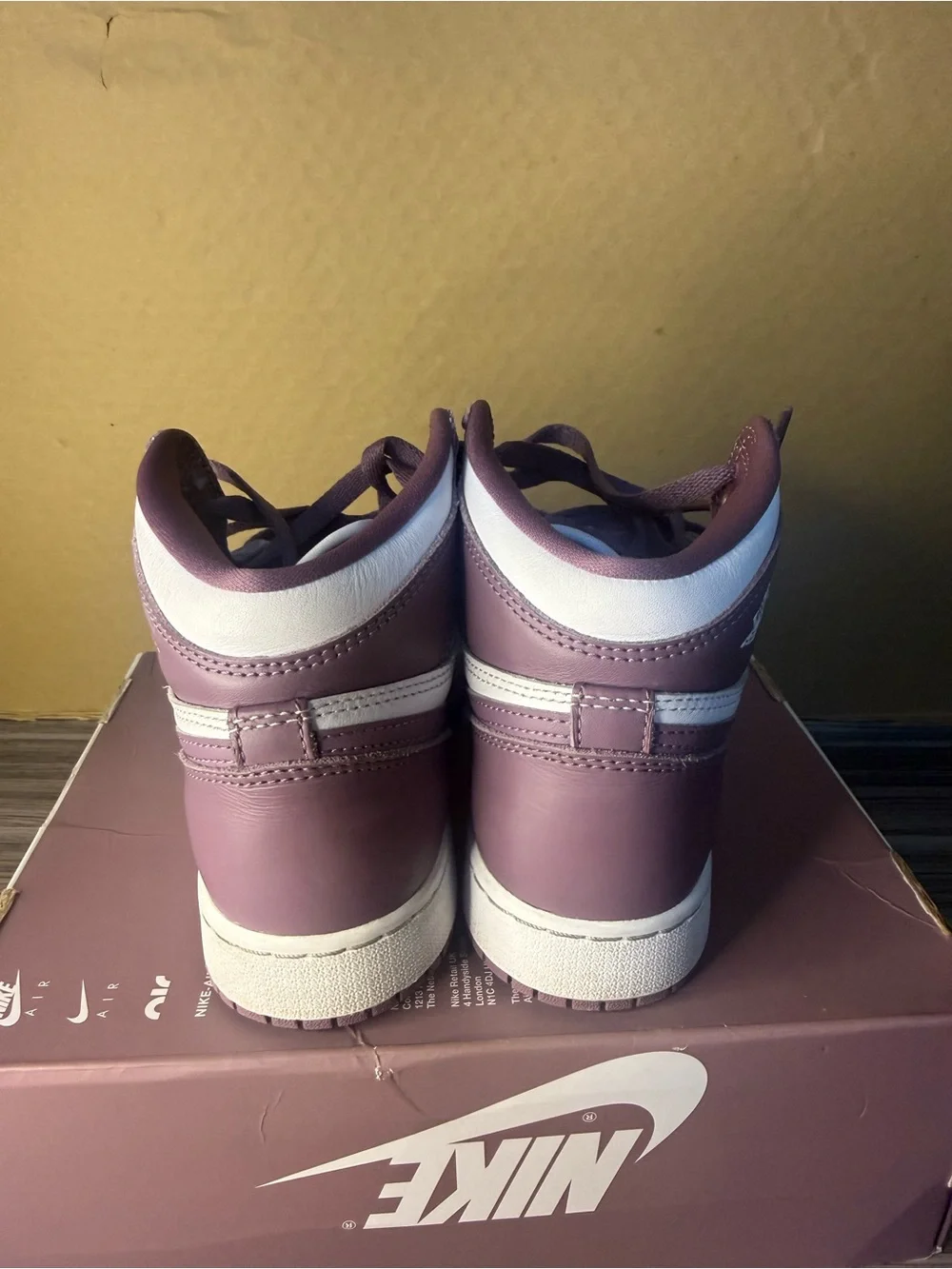 Nike Kids High-Top Sneakers Mauve & White and Purple high O.G